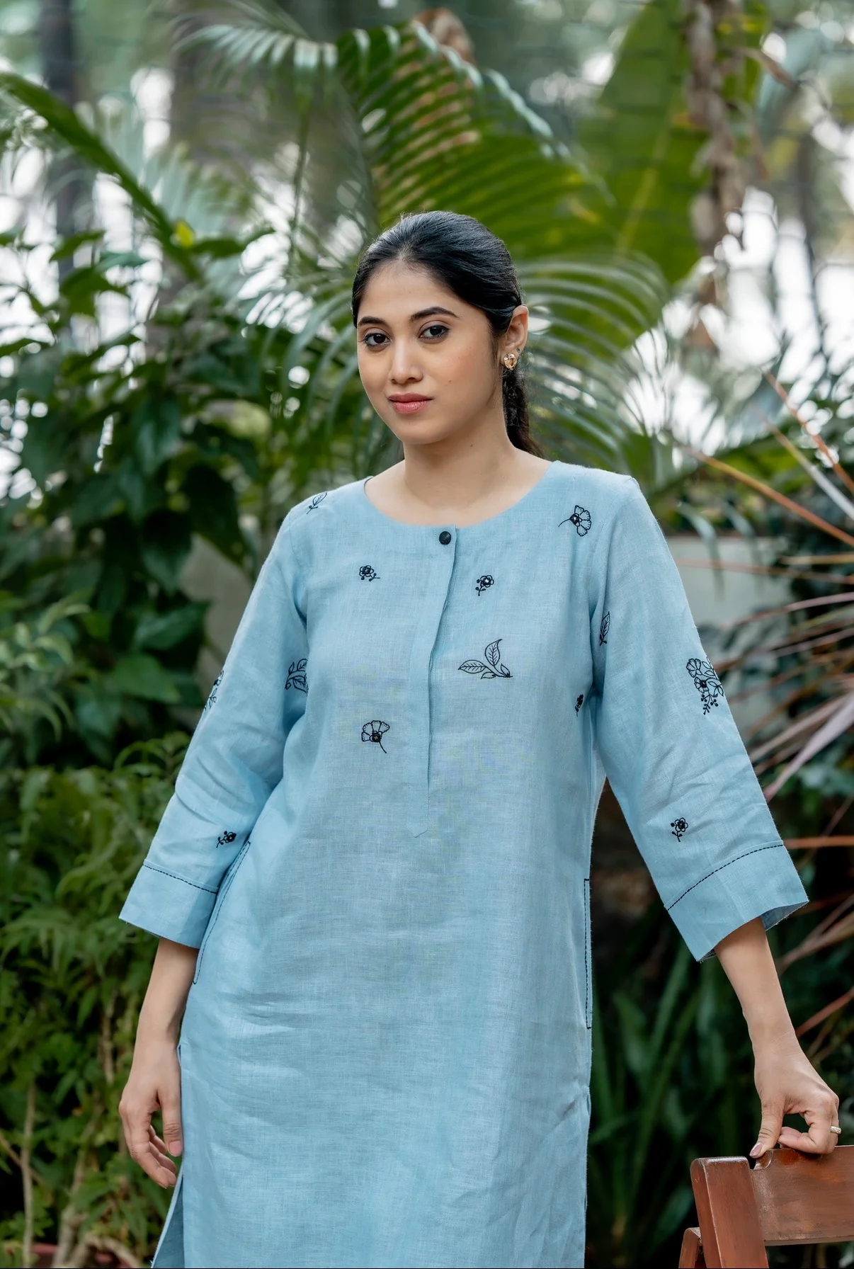 Azure Blue-Black Linen Pair - Image 4