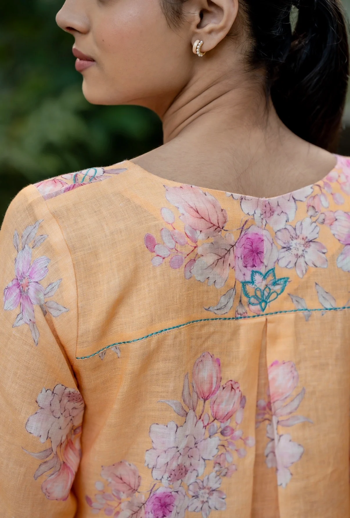 Bright Flower Linen Pair - Image 8