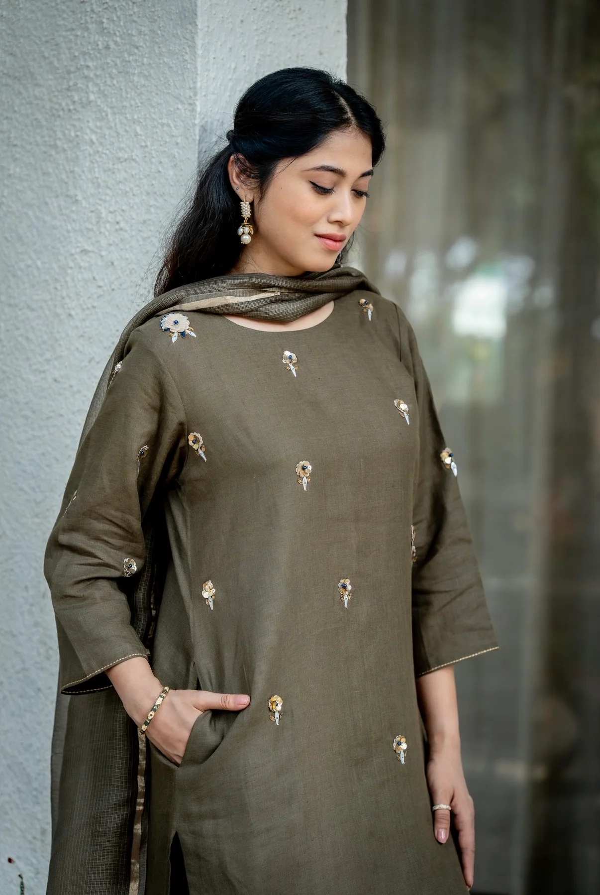 Jade Army Green Linen Set - Image 4