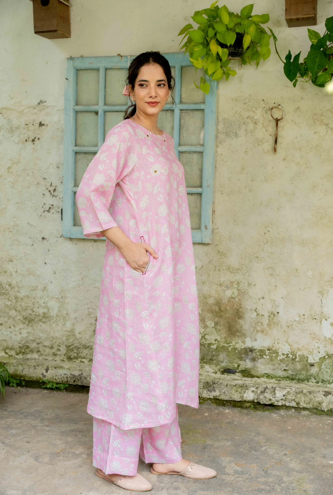 LIBERTY PINK FLORAL LINEN PAIR - Image 4