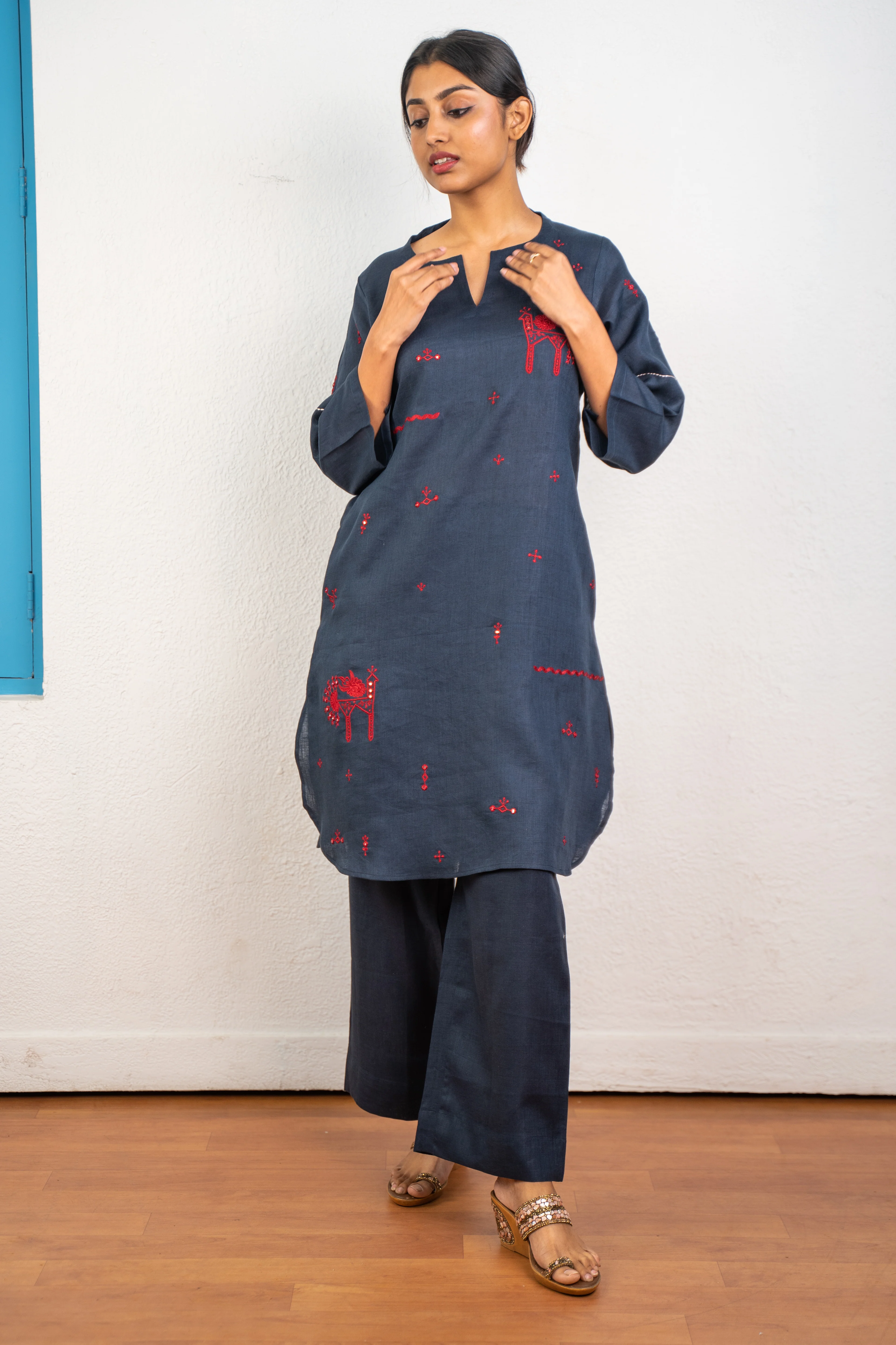 NIGHT BLUE LINEN KURTA PANT - Image 8