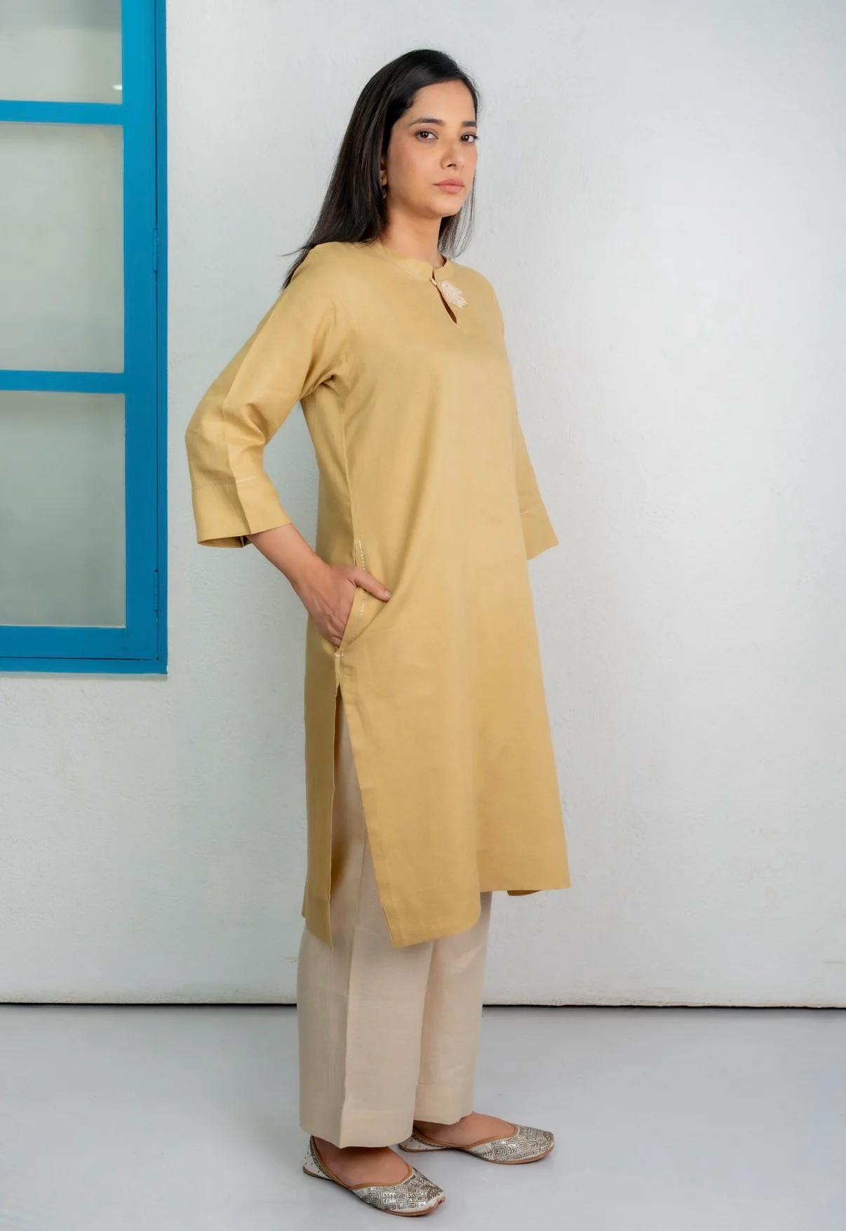 Old Yellow-Ivory Linen Pair - Image 4