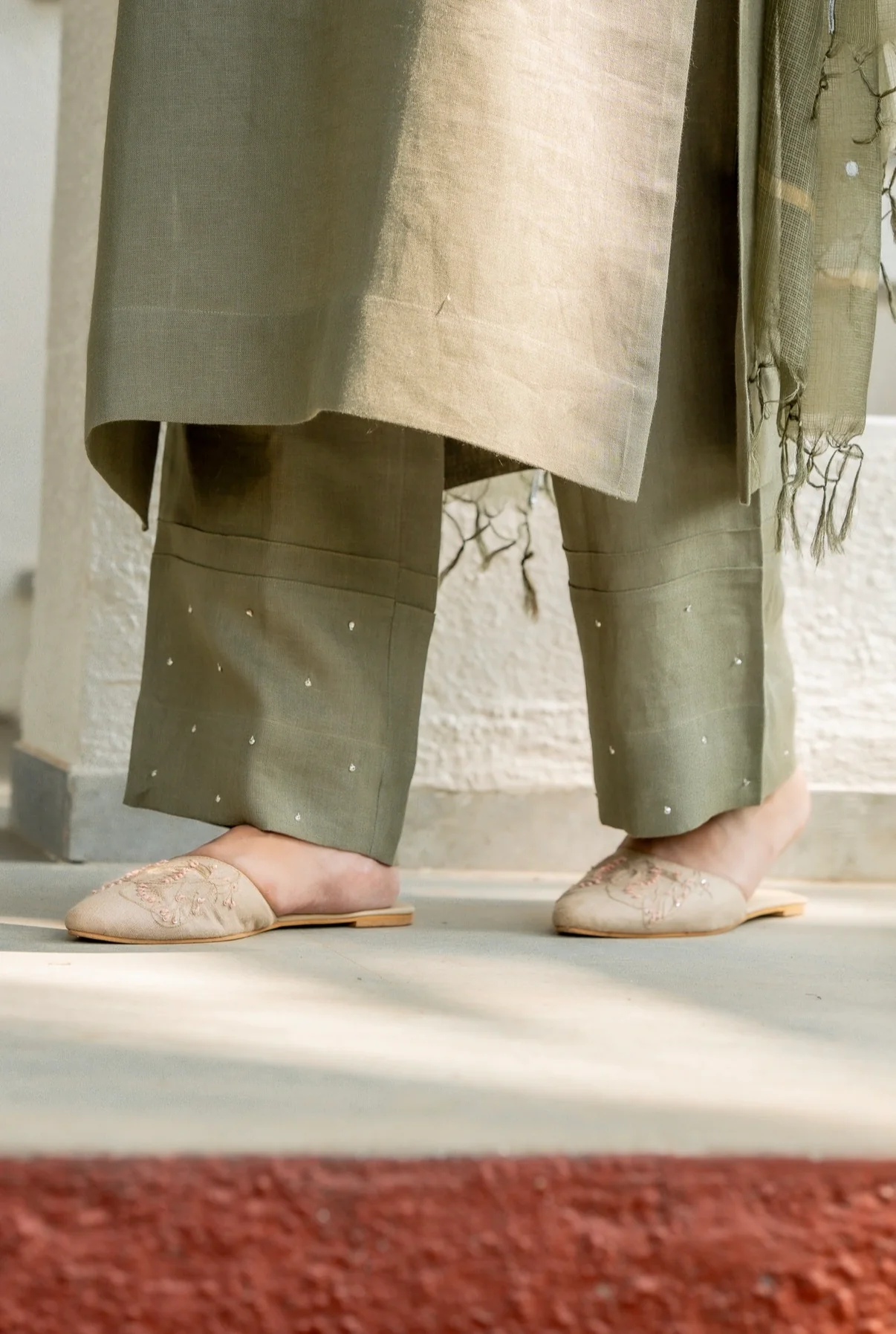 Olive Green Linen Set - Image 4