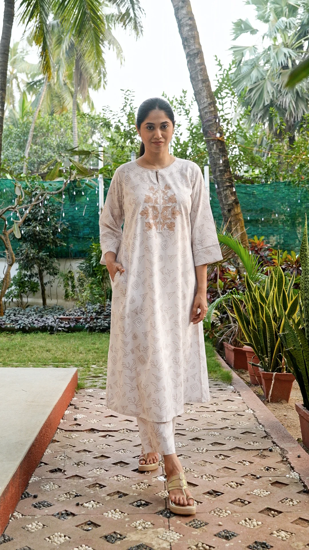 Powder Cream Pair - Image 3