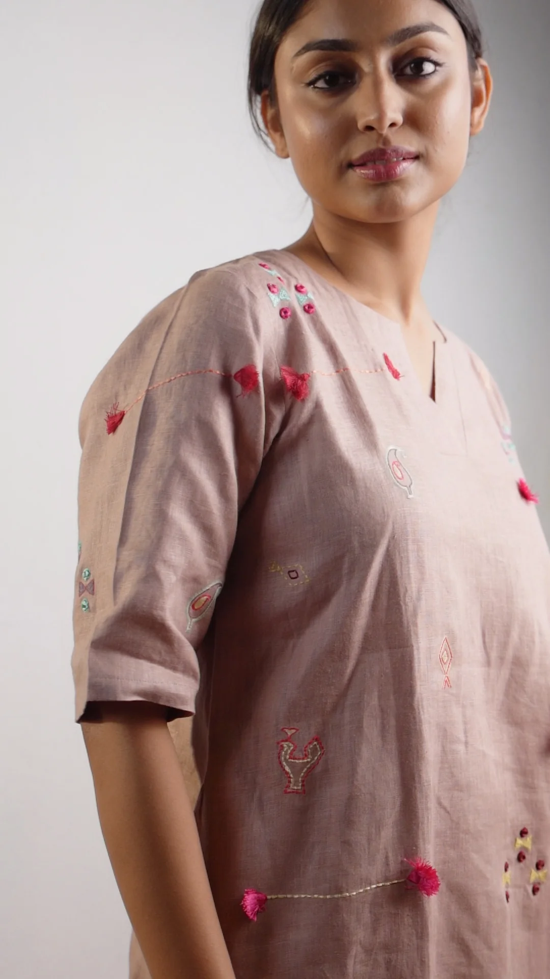 ROSE TAUPE LINEN KURTA PANT - Image 3