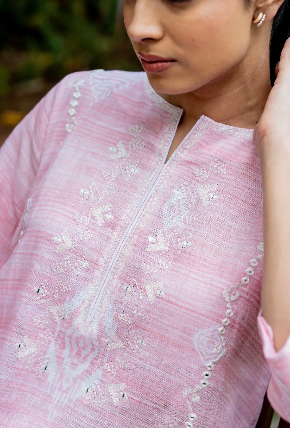 Soft Pink Linen Pair - Image 4