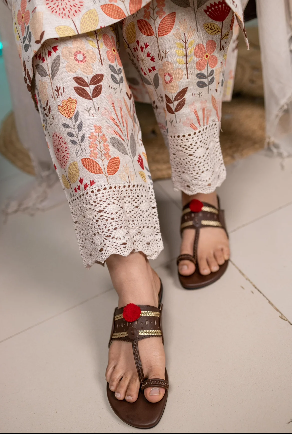 TULIP FLORAL LINEN SET - Image 4