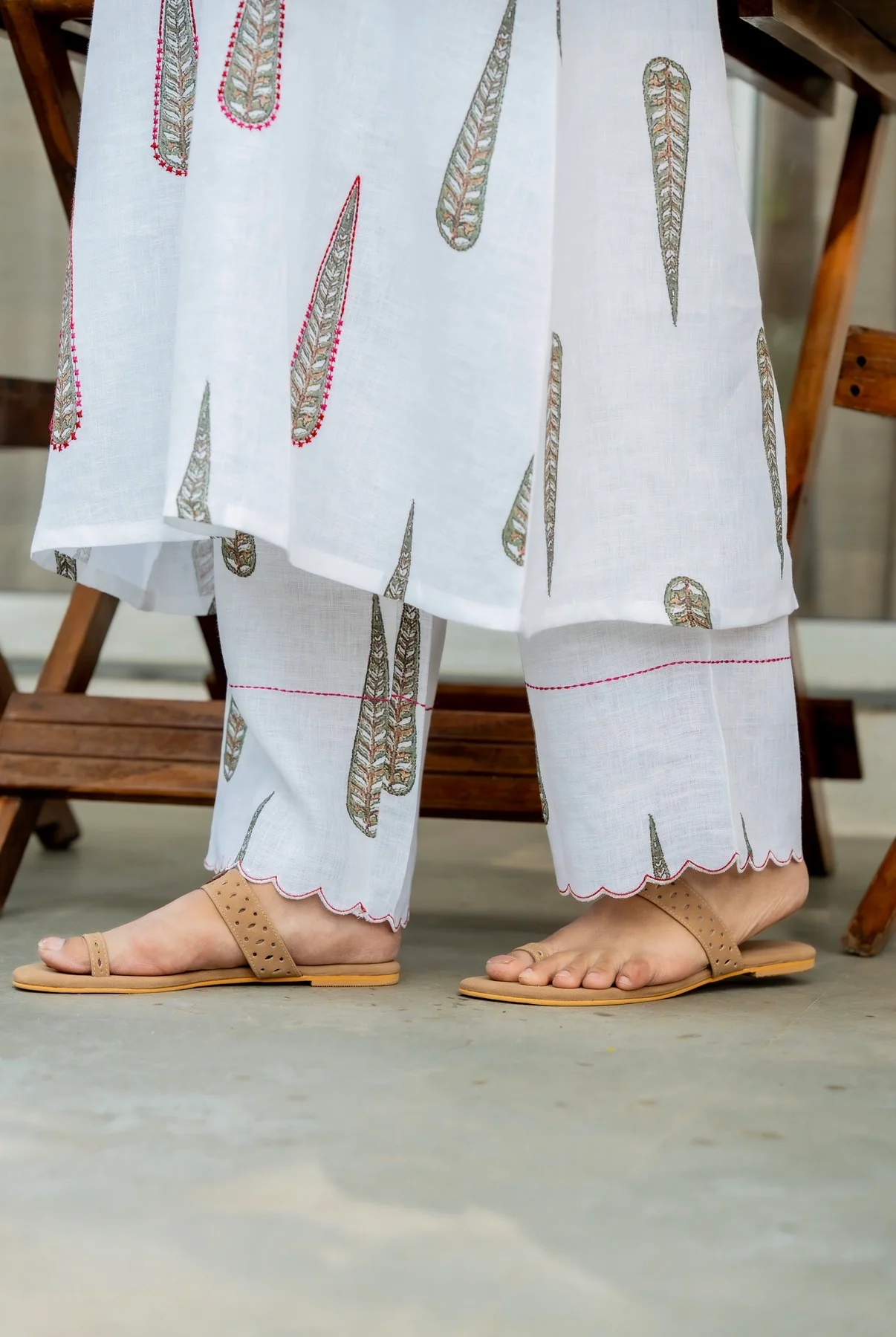 Willow White Linen Pair - Image 5